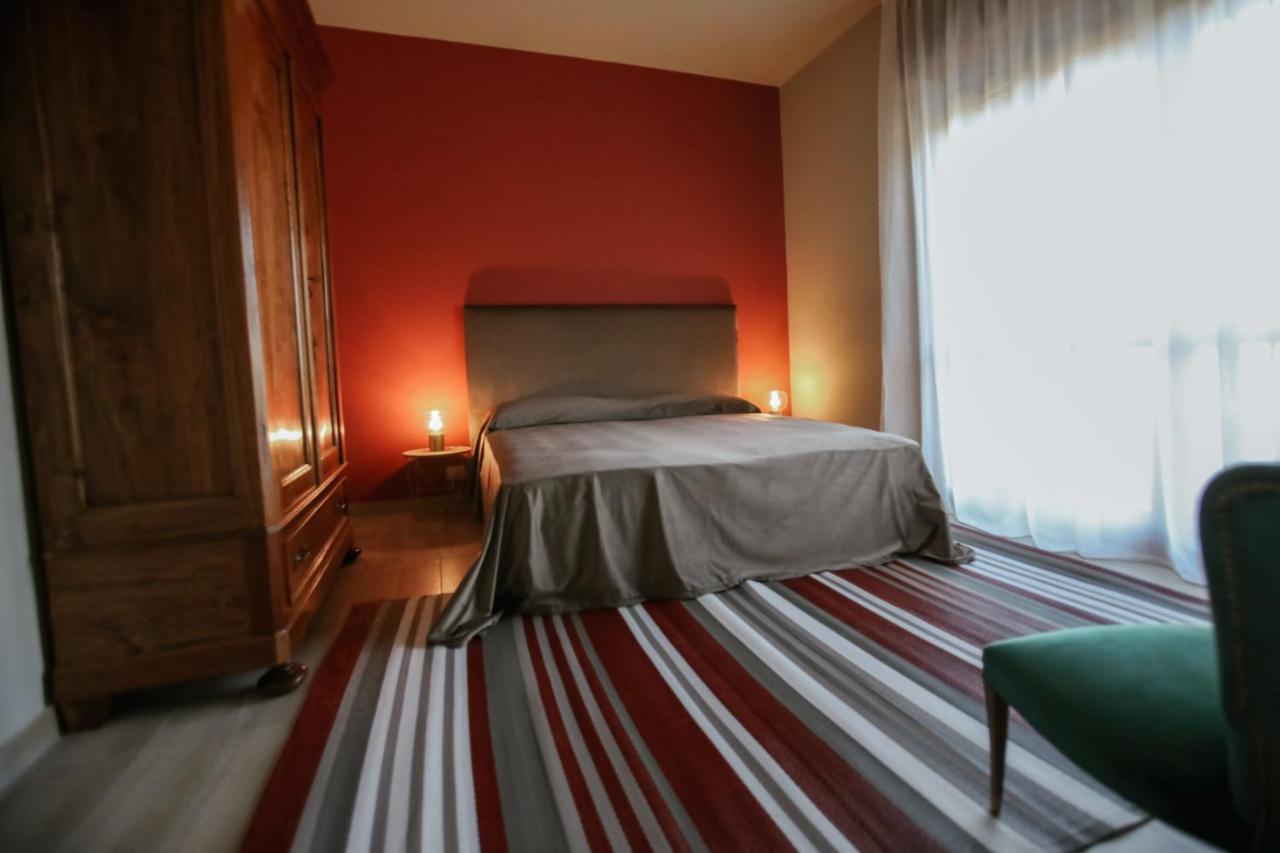Ca'Du Lin - Jacuzzi Bed & Breakfast Cisterna d'Asti Exterior photo