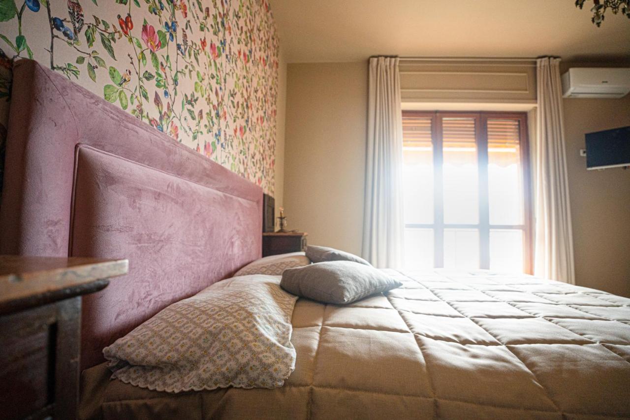Ca'Du Lin - Jacuzzi Bed & Breakfast Cisterna d'Asti Exterior photo