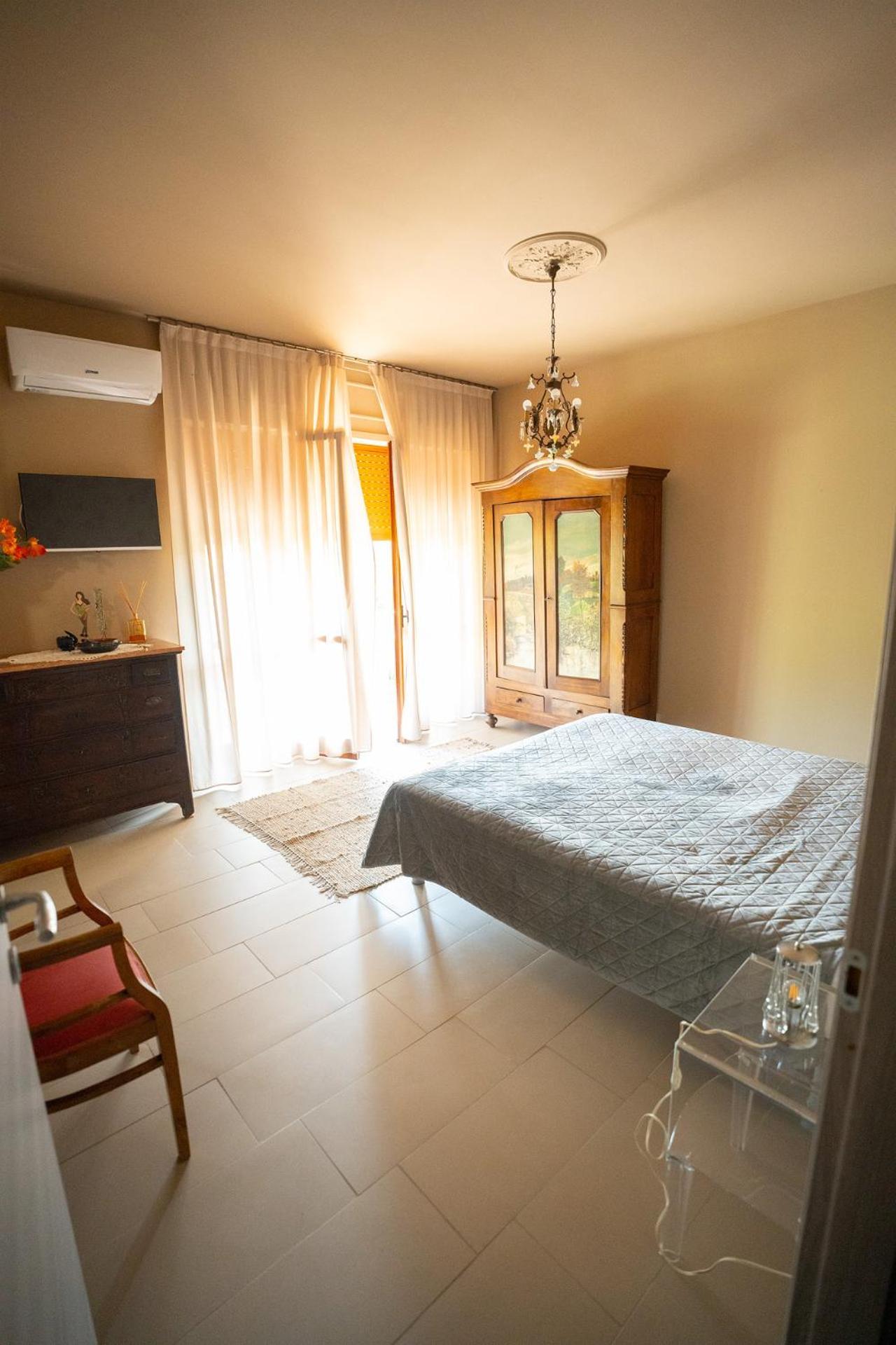Ca'Du Lin - Jacuzzi Bed & Breakfast Cisterna d'Asti Exterior photo